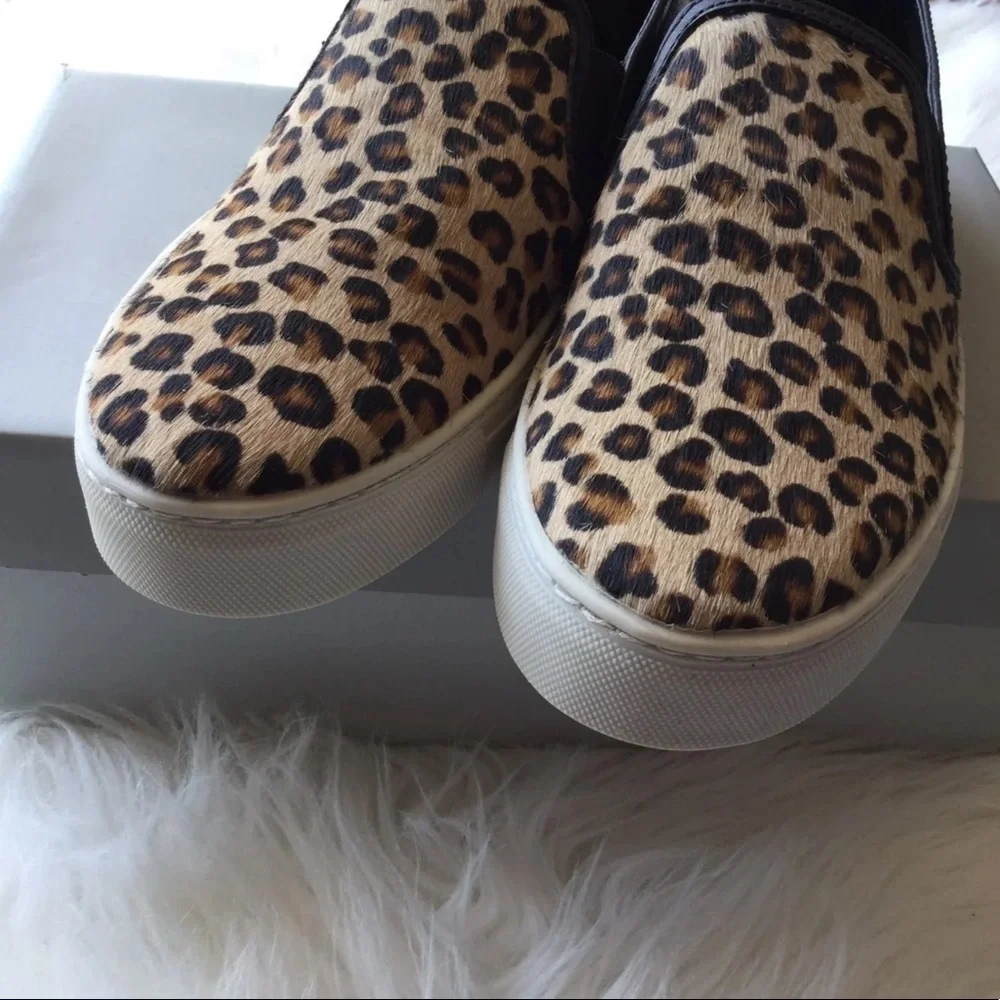 FLEXX Leopard Slip On Sneaker